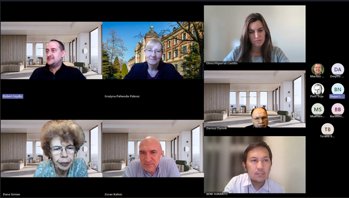 The screenshot of the meeting participants.